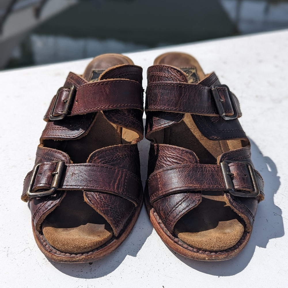 FREEBIRD | Caprice Cognac Brown Distressed Leather Sandals Size 8 - Picture 7 of 15